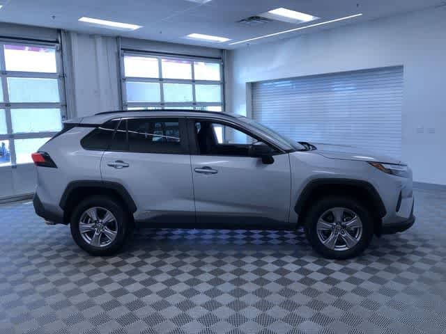 Thumbnail: 2025 Toyota RAV4 - 35