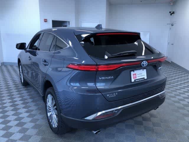 Thumbnail: 2023 Toyota Venza - 12