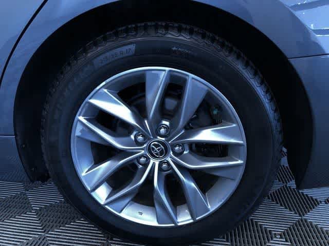 Thumbnail: 2020 Toyota Avalon - 17