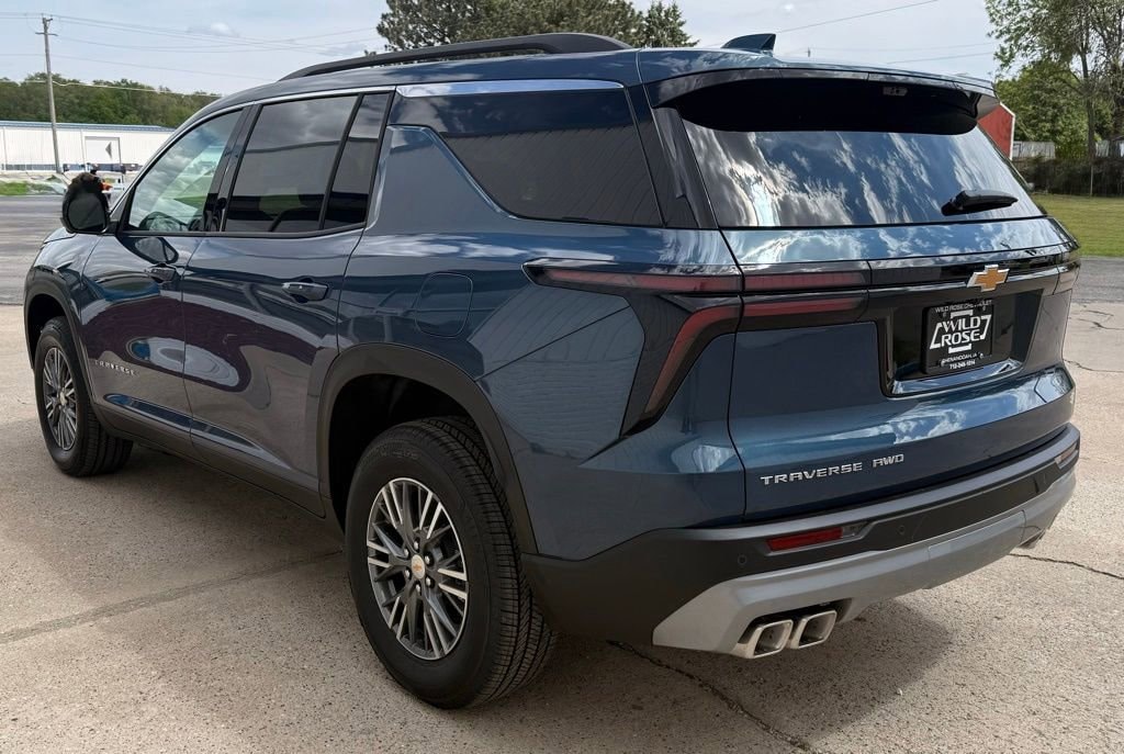 New 2026 Chevrolet Traverse LT SUV