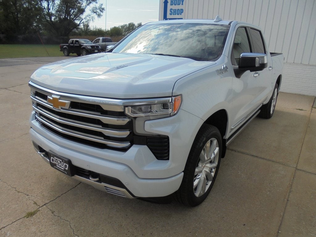 New 2026 Chevrolet Silverado 1500 High Country Truck