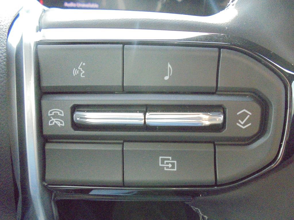 2026 Chevrolet Colorado LT - Photo 12