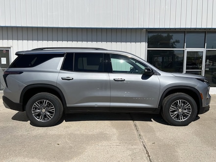 2025 Chevrolet Traverse LT SUV