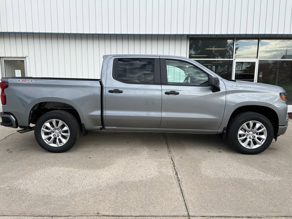 New 2026 Chevrolet Silverado 1500 Custom Truck
