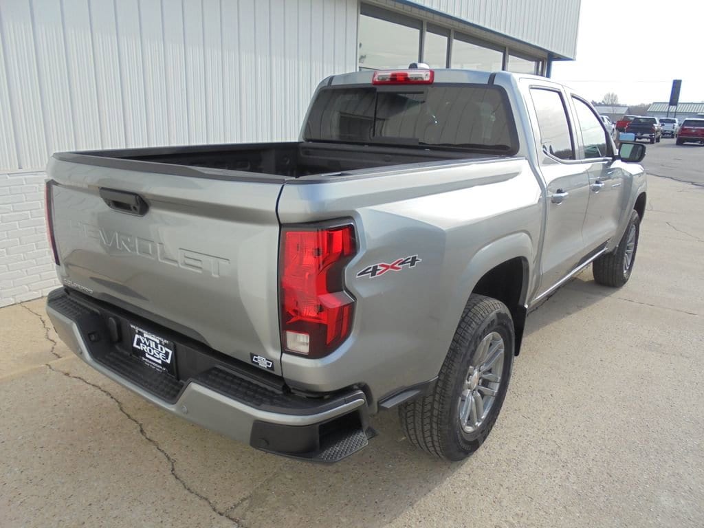 2026 Chevrolet Colorado LT - Photo 6