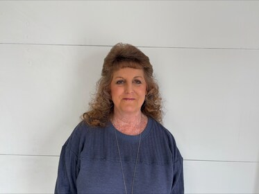 Staff member Rhonda Gaylor from ID_f5f72755f4d8