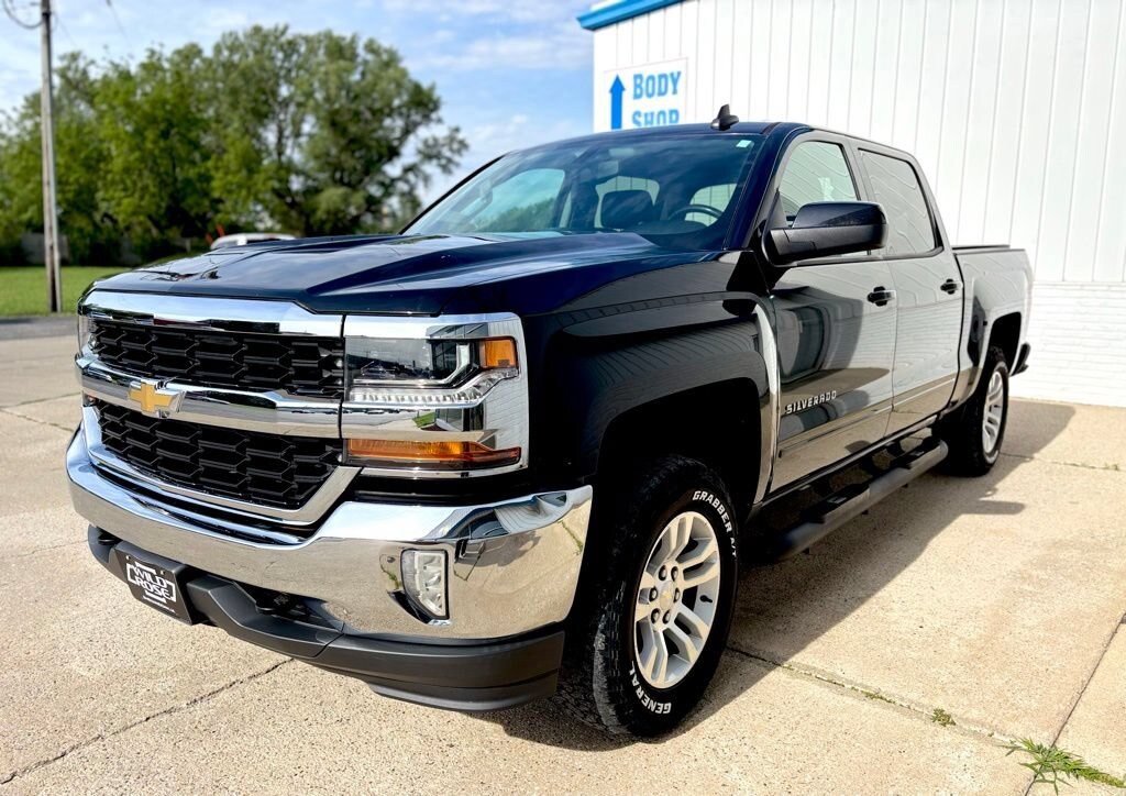 Used 2017 Chevrolet Silverado 1500 LT Truck