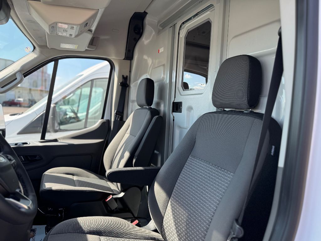 2025 Ford Transit Van Base - Photo 12