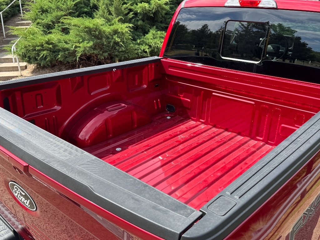 2026 Ford F-150 XLT - Photo 6