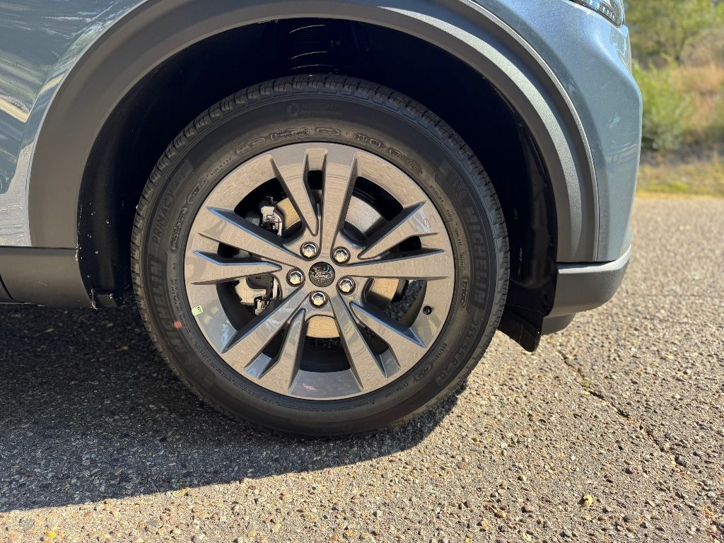 New 2025 Ford Explorer Active SUV