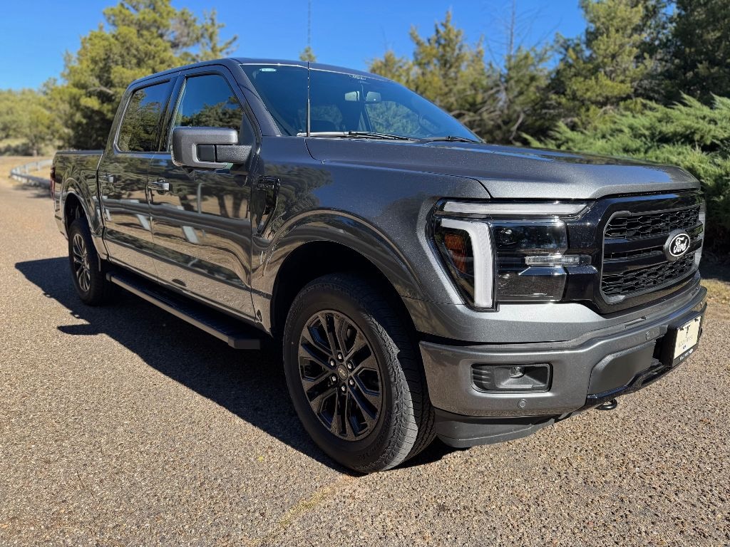 New 2025 Ford F-150 Lariat Crew Cab