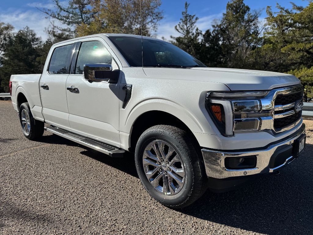 New 2025 Ford F-150 Lariat Crew Cab