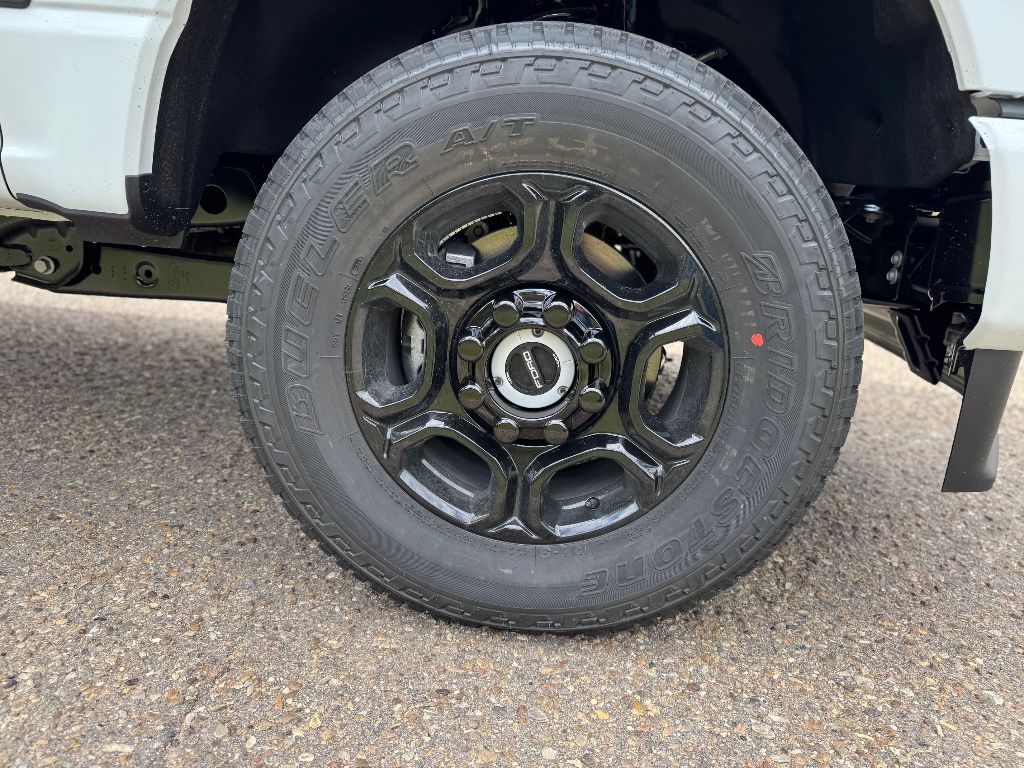 2026 Ford F-350 XL photo 4