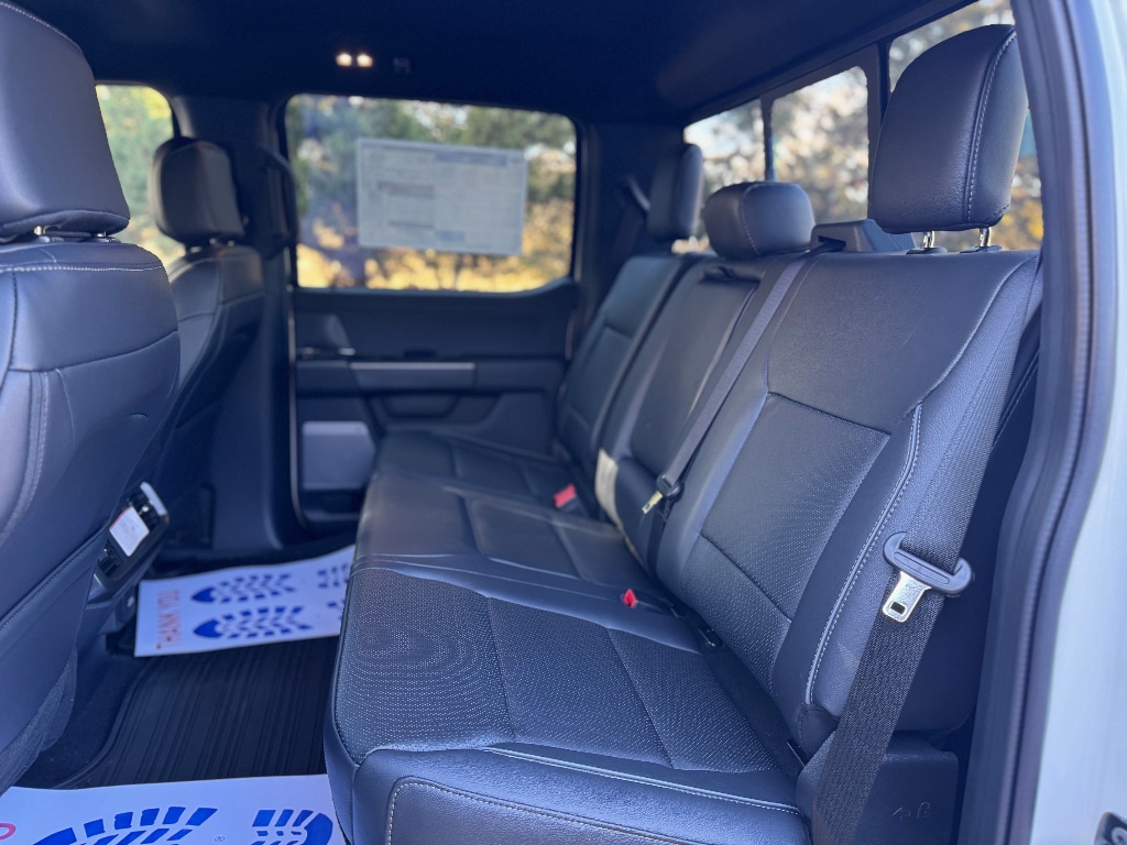 2025 Ford F-150 Lariat - Photo 18