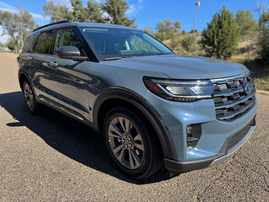 New 2025 Ford Explorer Active SUV