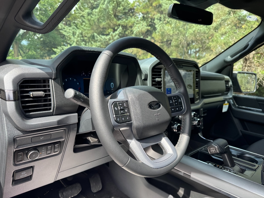 2026 Ford F-150 XLT - Photo 12