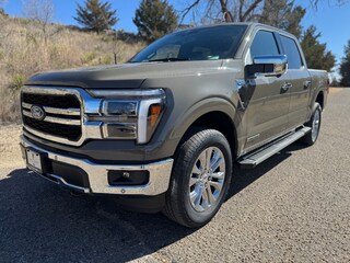 2025 Ford F-150 Lariat Crew Cab