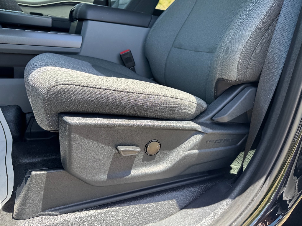 2026 Ford F-250 Super Duty XLT - Photo 15