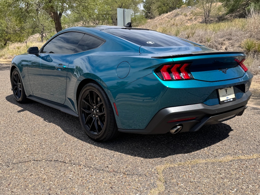 2026 Ford Mustang EcoBoost Premium - Photo 8