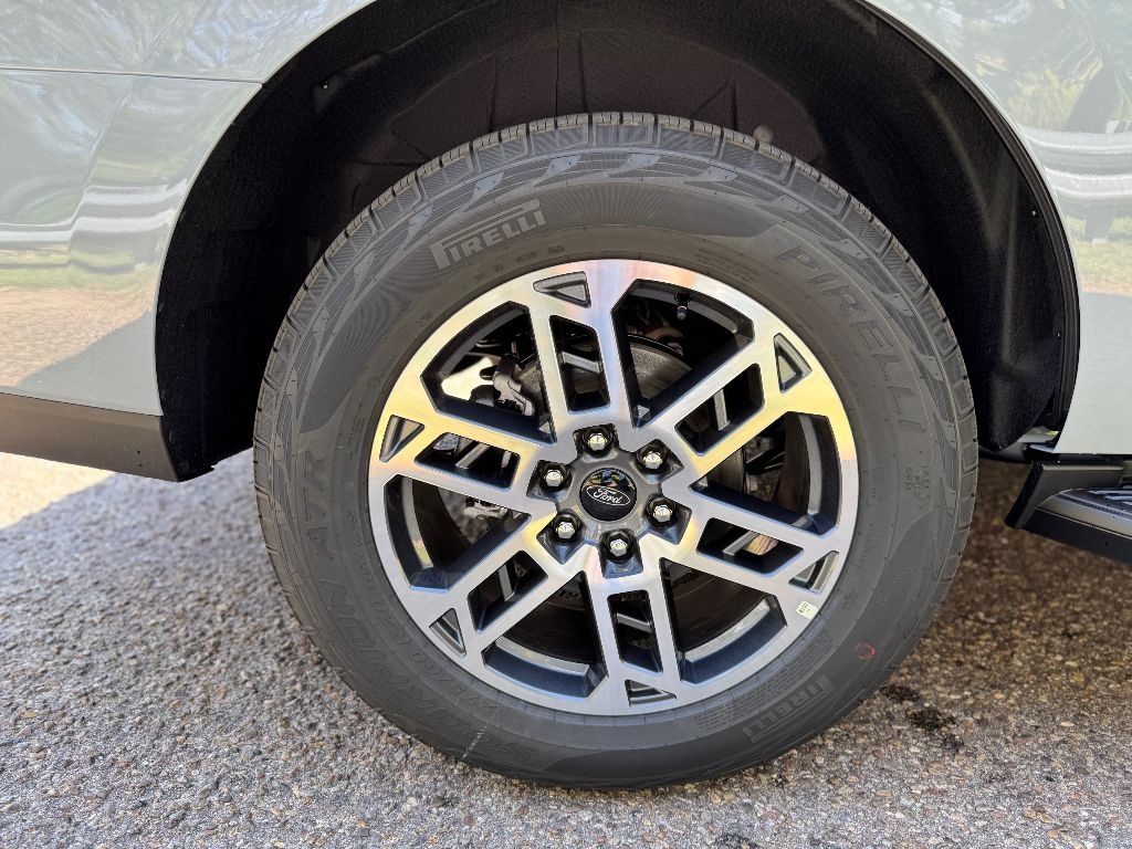 New 2025 Ford Expedition Active SUV