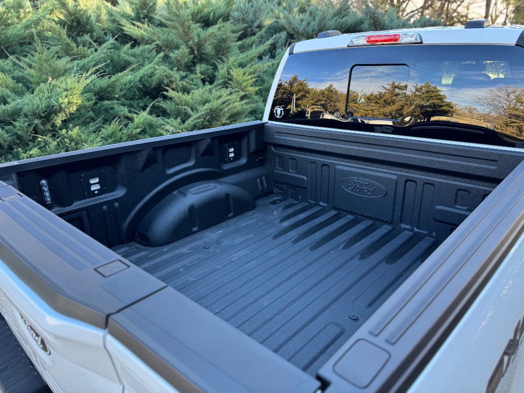 2025 Ford F-150 Lariat - Photo 6