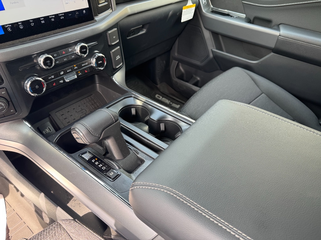 2026 Ford F-150 XLT - Photo 17