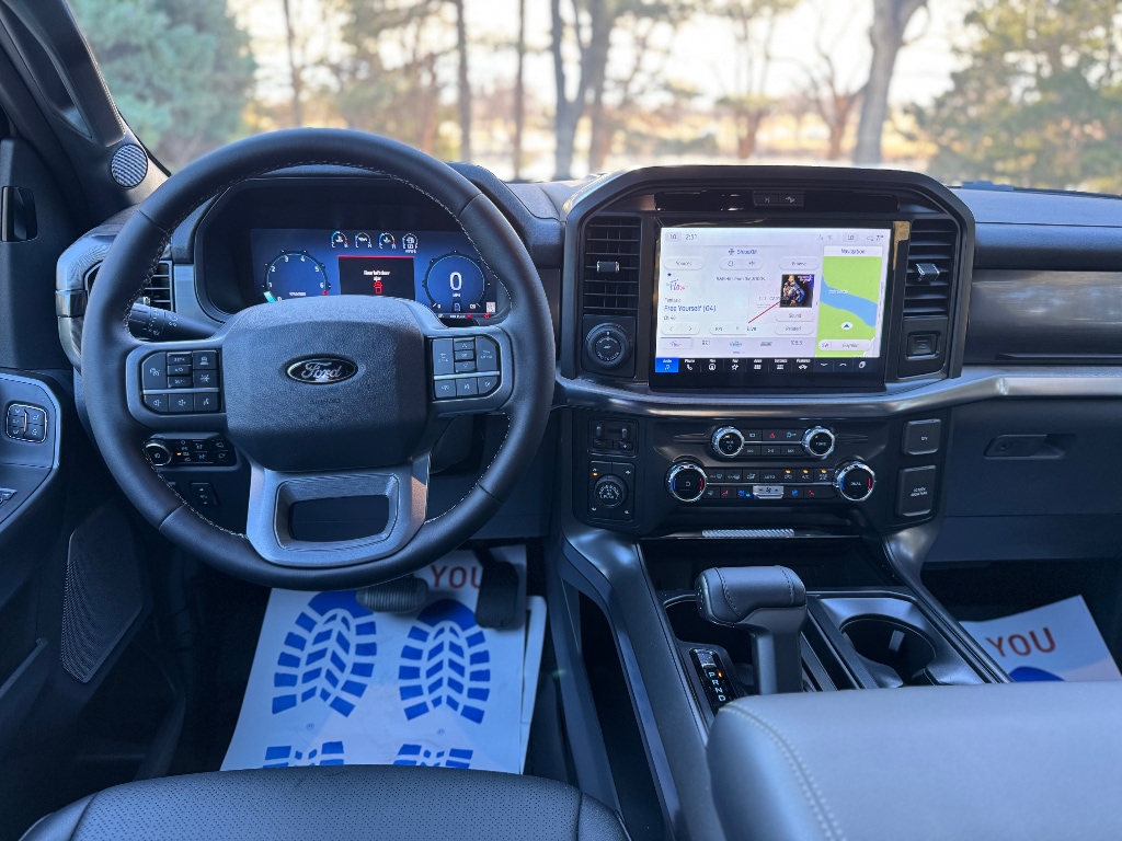 2025 Ford F-150 Lariat - Photo 13