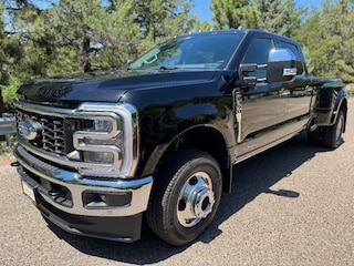2025 Ford F-350 Lariat Crew Cab