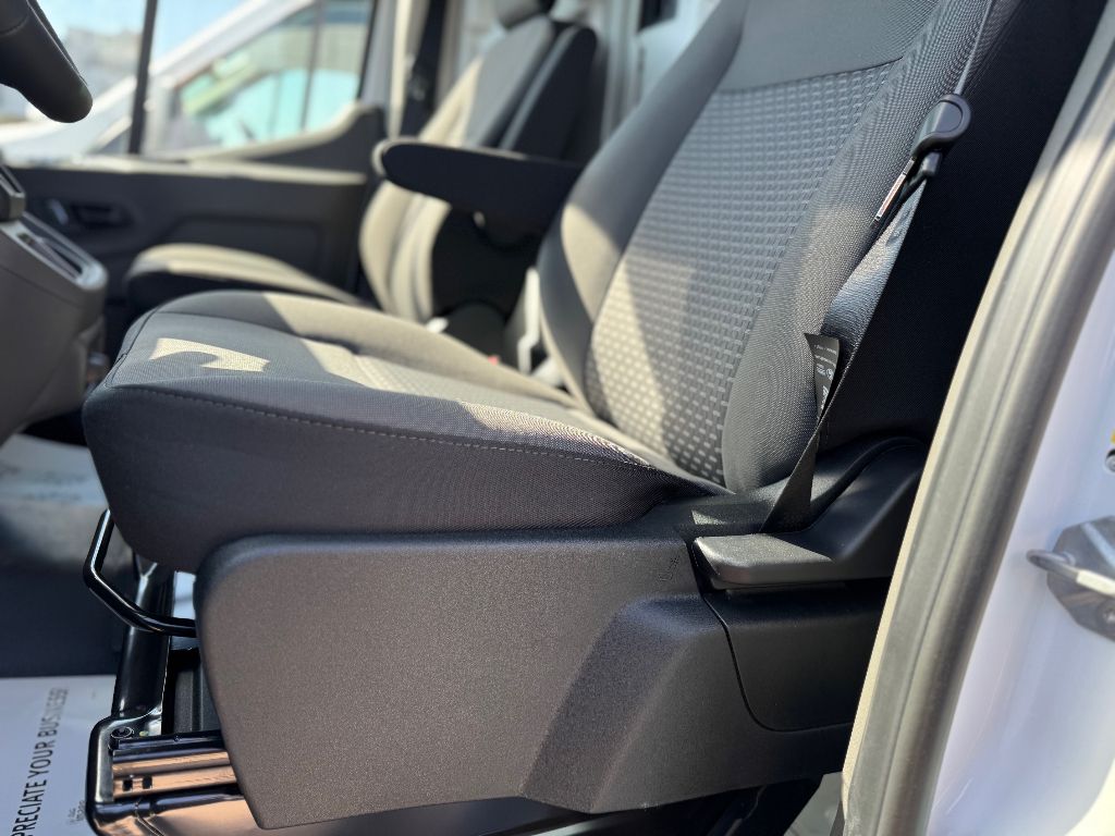 2025 Ford Transit Van Base - Photo 13