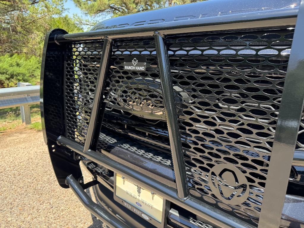 2026 Ford F-250 Super Duty XLT - Photo 2