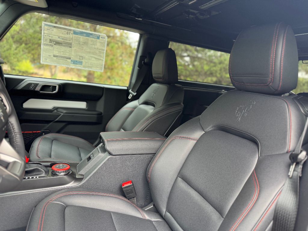 2025 Ford Bronco 2-Door Stroppe - Photo 12