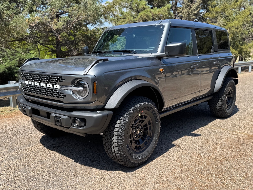2026 Ford Bronco Badlands 4x4's photo