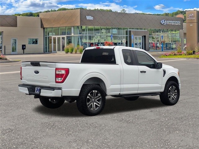 2021 Ford F-150 XL photo 3