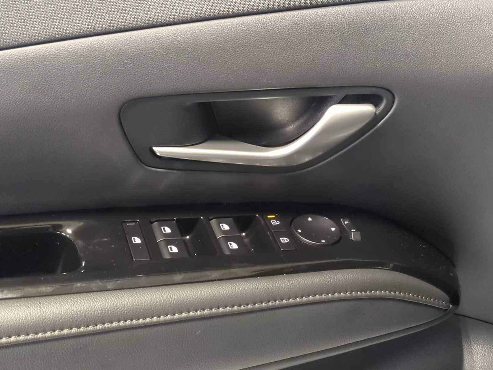 2025 Hyundai Santa Cruz XRT - Photo 11