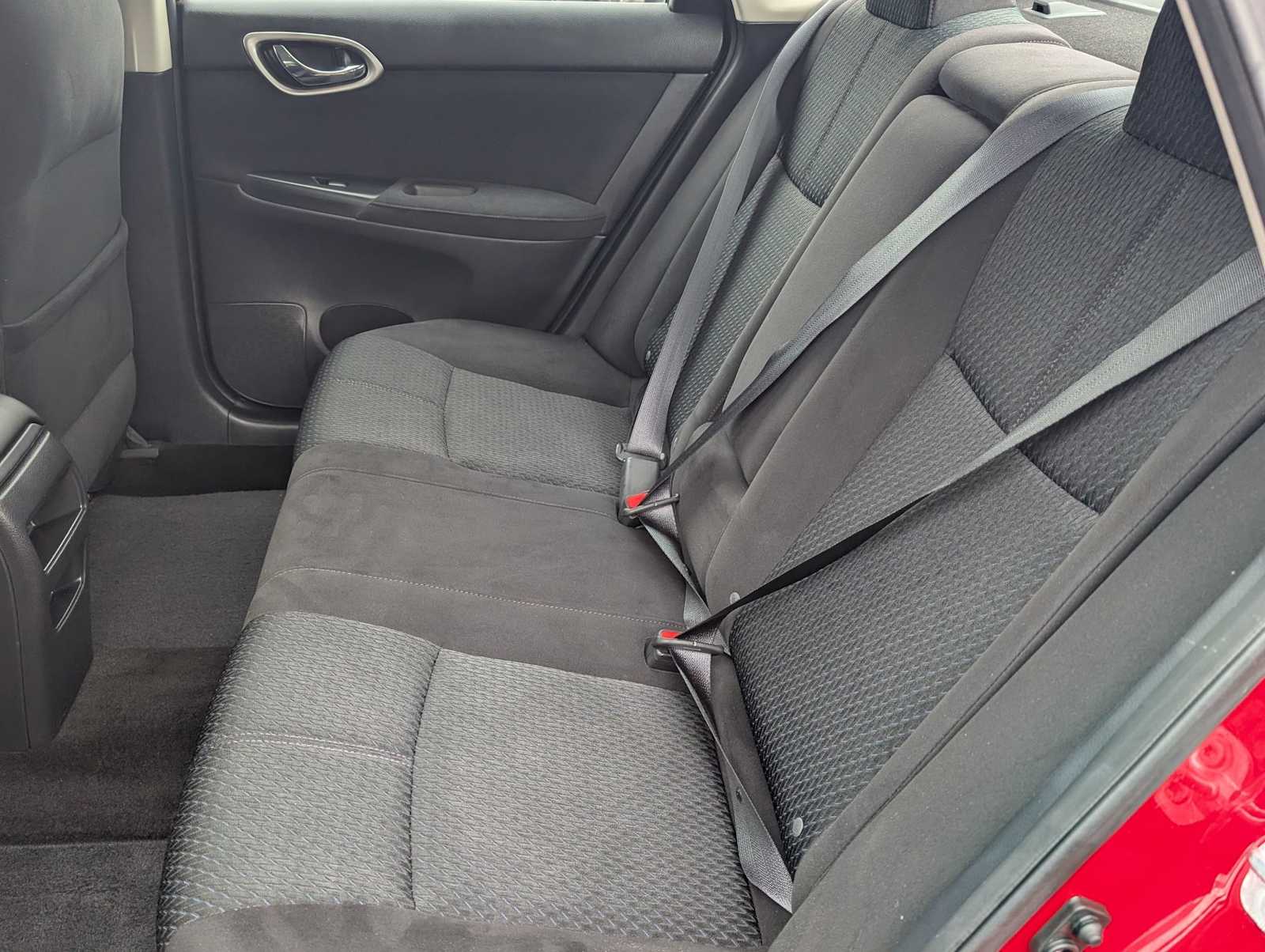 2015 Nissan Sentra SR - Photo 16