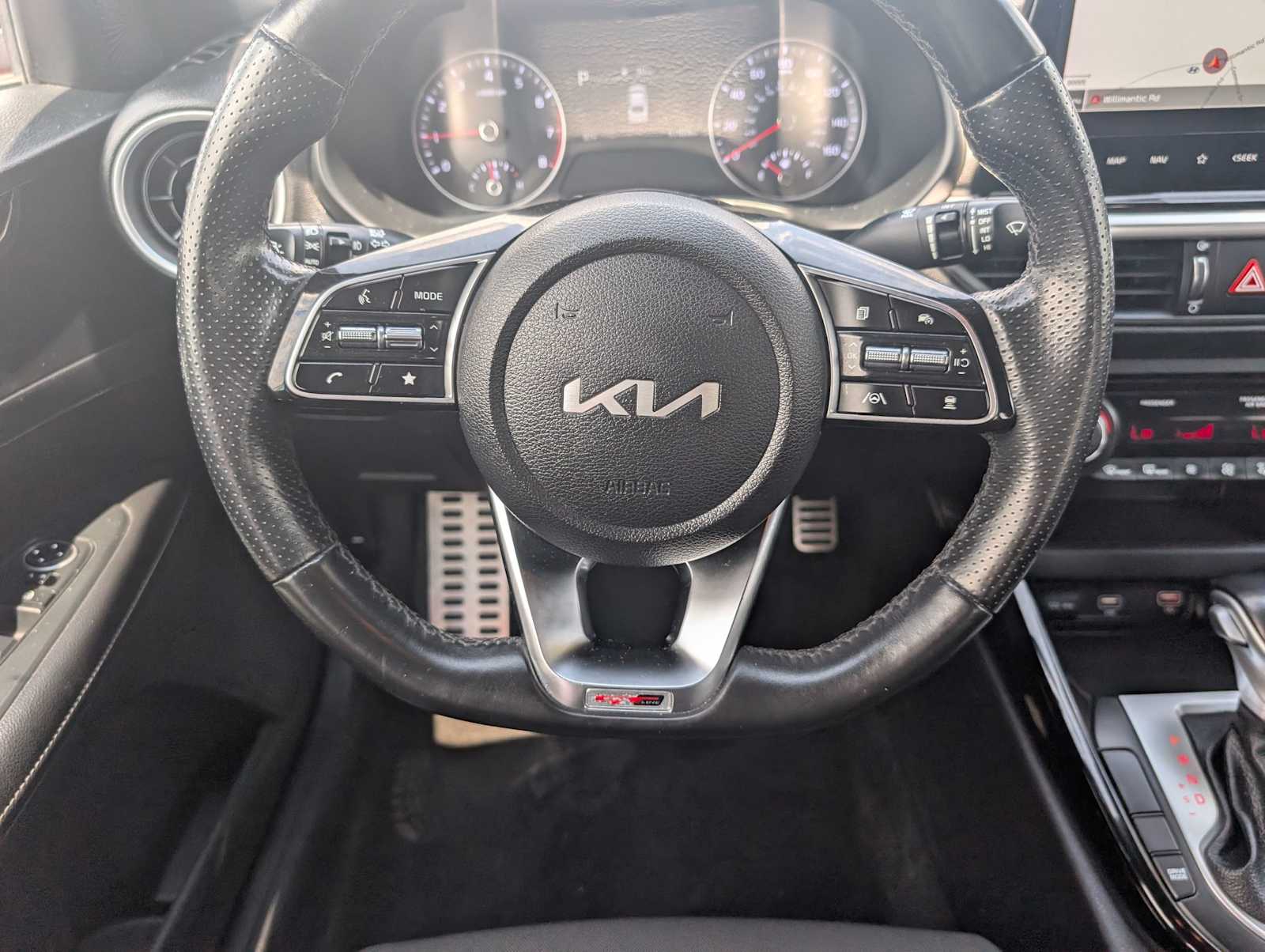 2022 Kia FORTE GT-Line - Photo 14