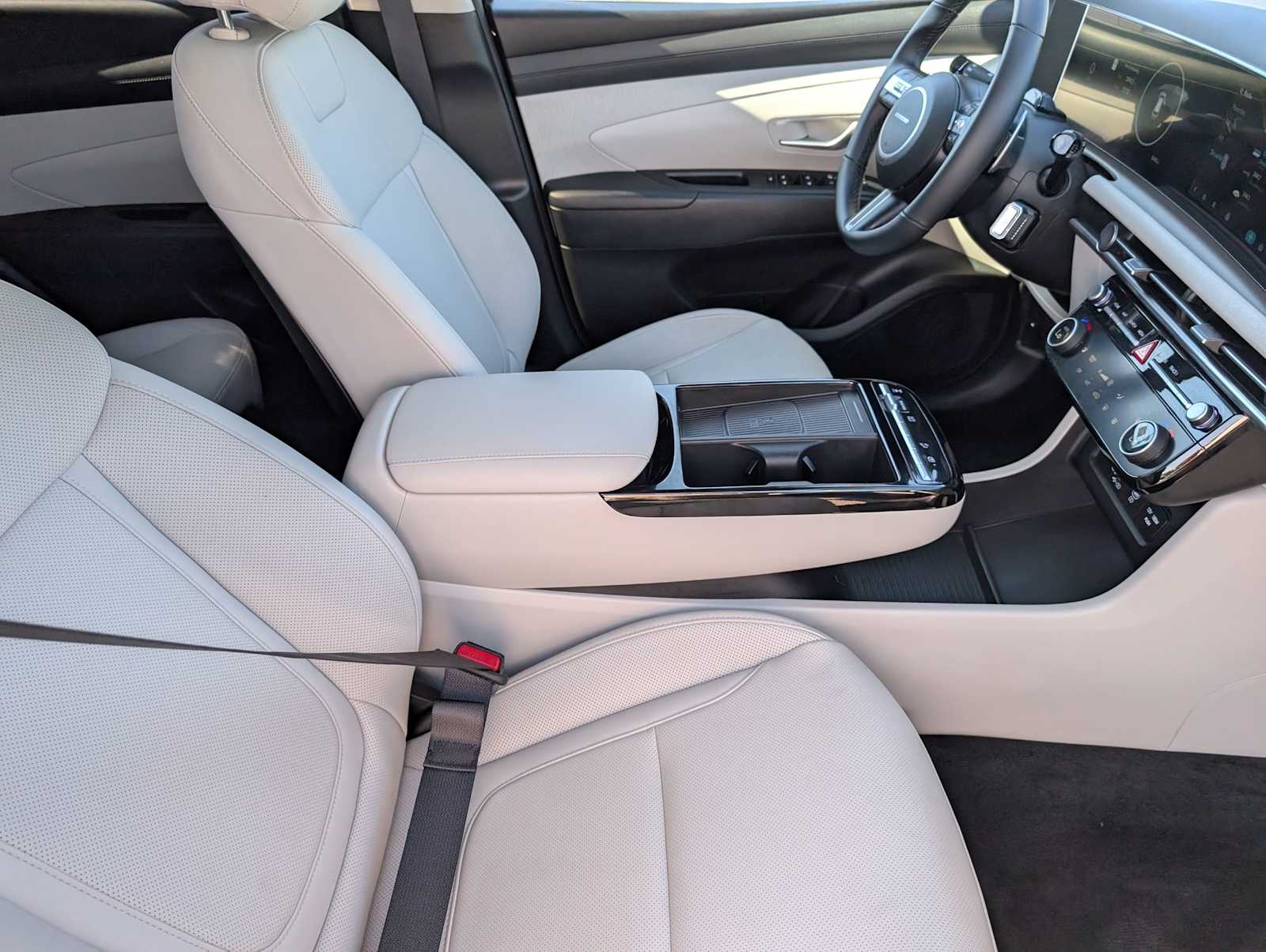 2025 Hyundai Tucson SEL Convenience - Photo 32