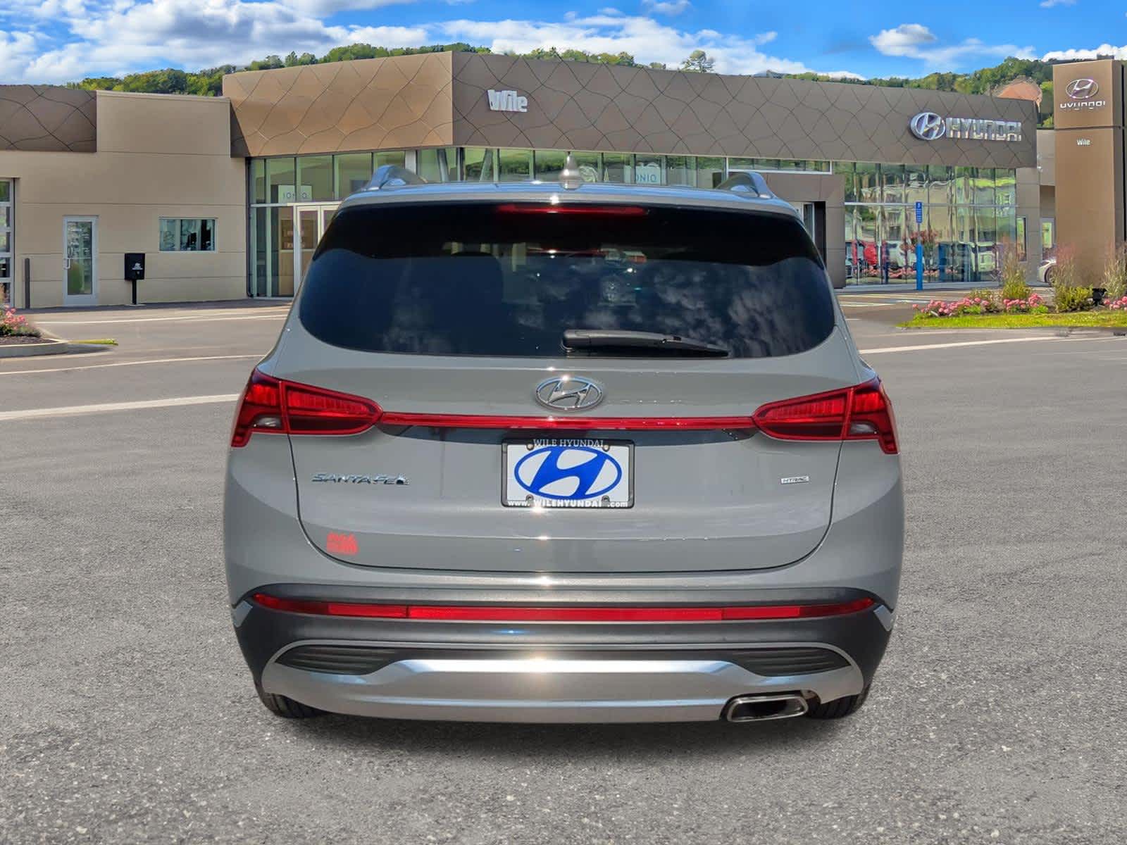 2022 Hyundai Santa Fe SEL - Photo 5