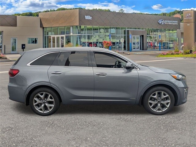 2020 Kia Sorento SX photo 2
