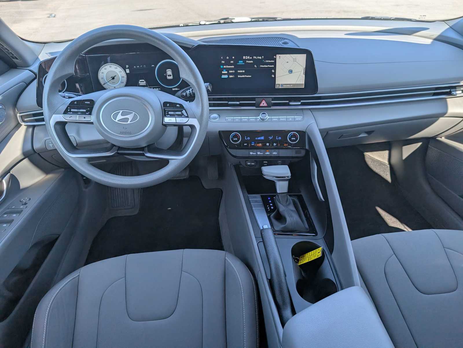 2024 Hyundai Elantra SEL - Photo 16