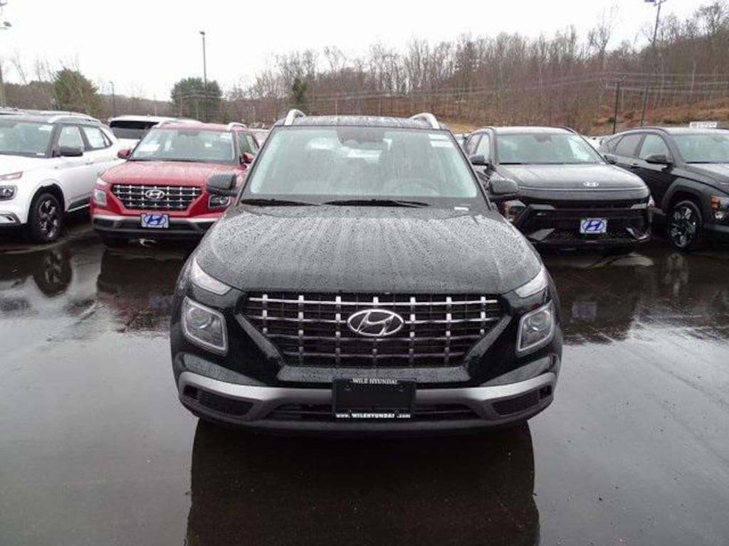 New 2025 Hyundai Venue For Sale at Wile Hyundai VIN: KMHRC8A36SU372696 New 2025 Hyundai Venue For Sale at Wile Hyundai VIN: KMHRC8A36SU372696