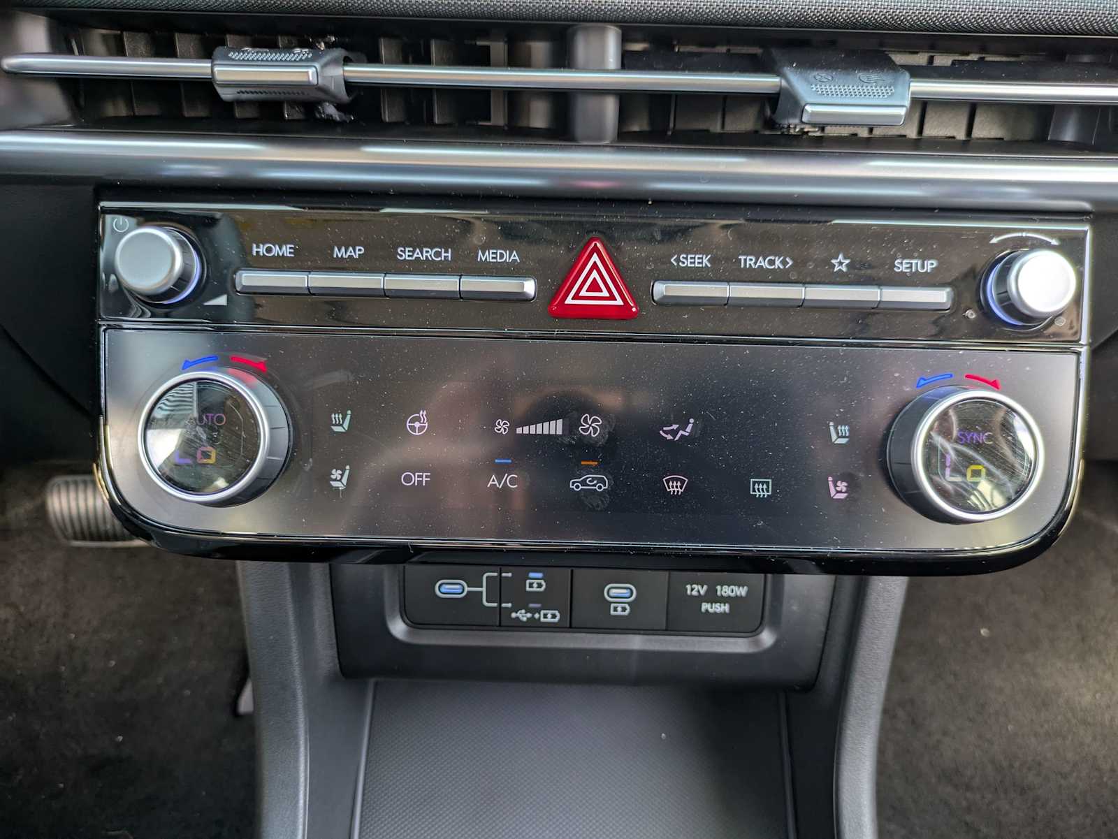 2025 Hyundai Tucson Limited - Photo 26
