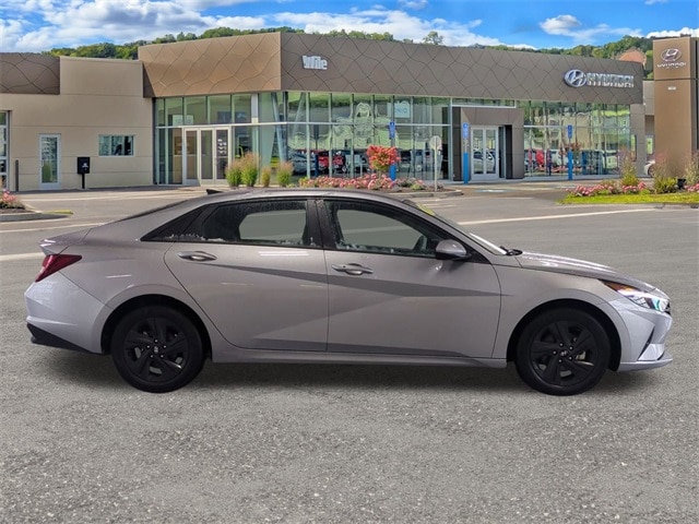 Certified 2022 Hyundai Elantra SEL with VIN 5NPLM4AG7NH071596 for sale in Windham, CT