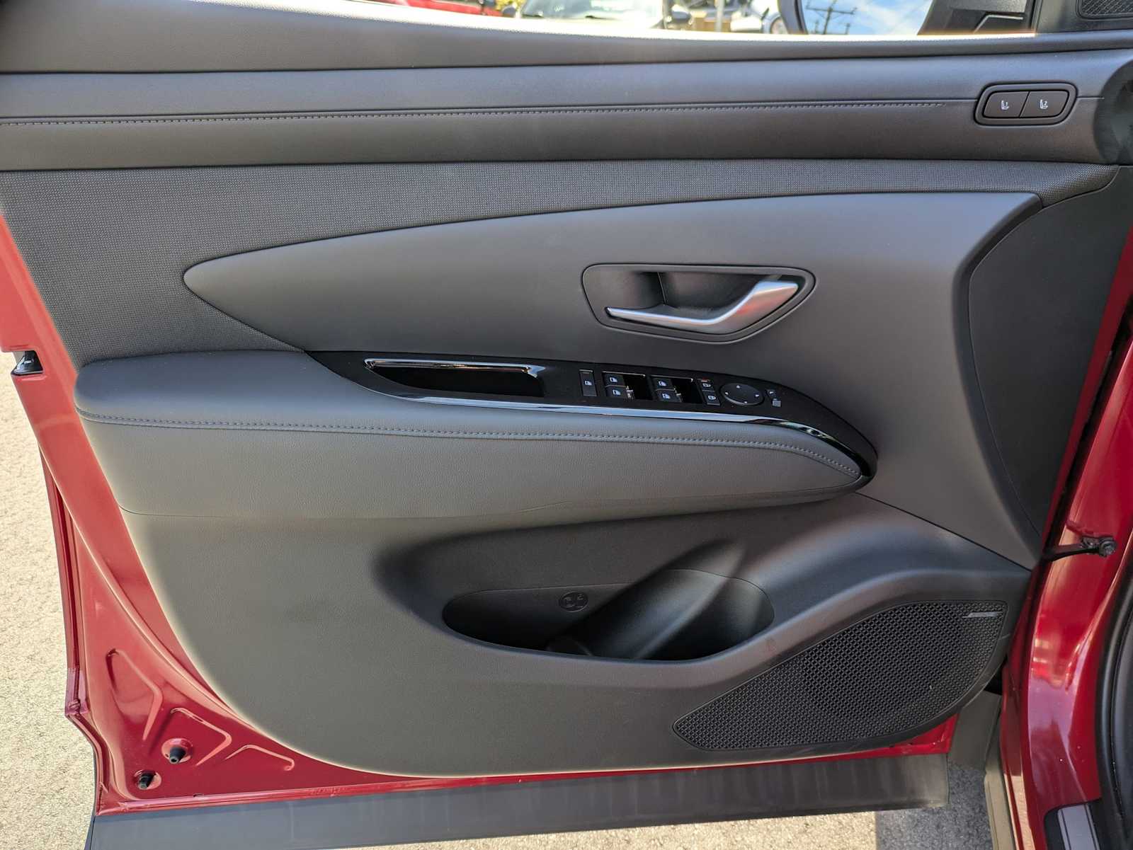 2025 Hyundai Tucson Limited - Photo 10