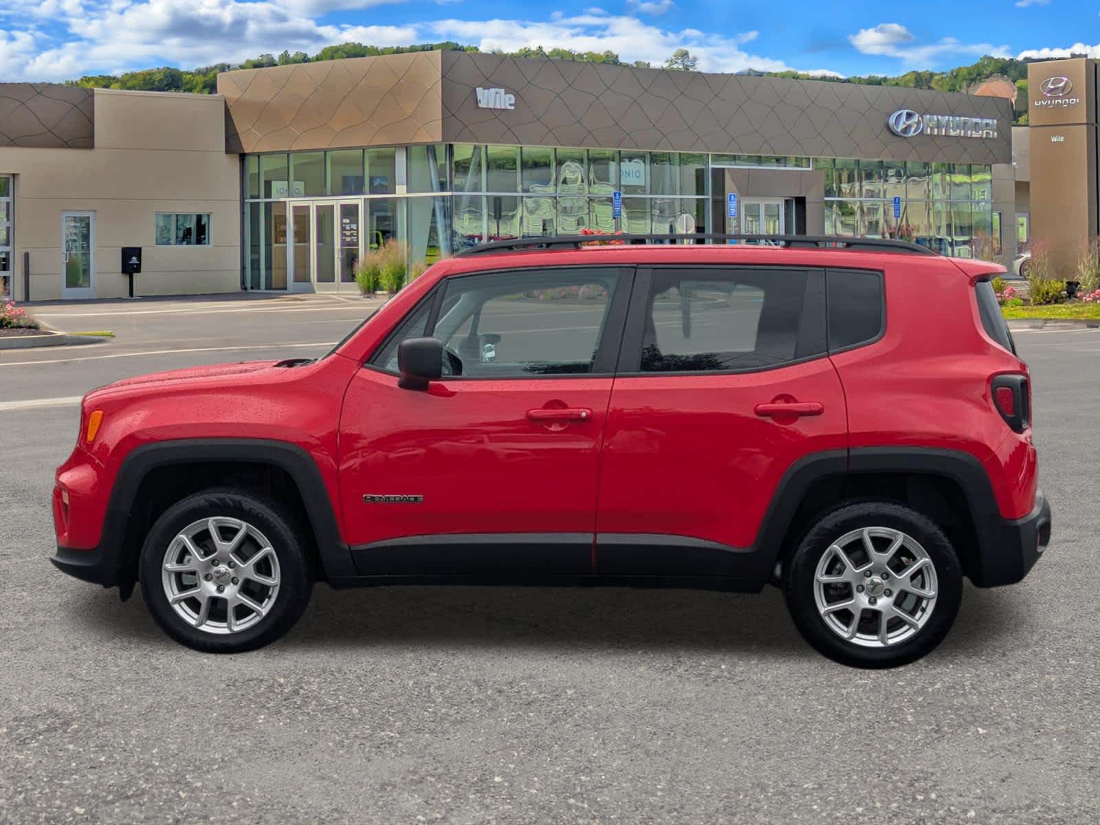 2022 Jeep Renegade Latitude - Photo 6
