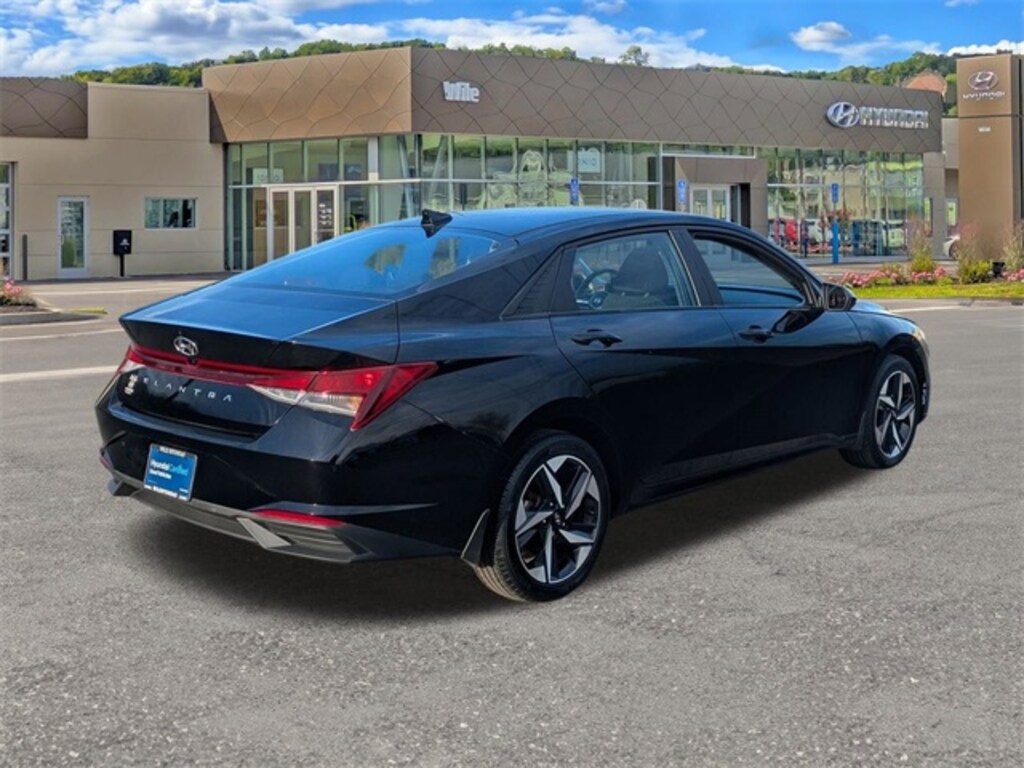 Certified 2023 Hyundai Elantra SEL Sedan