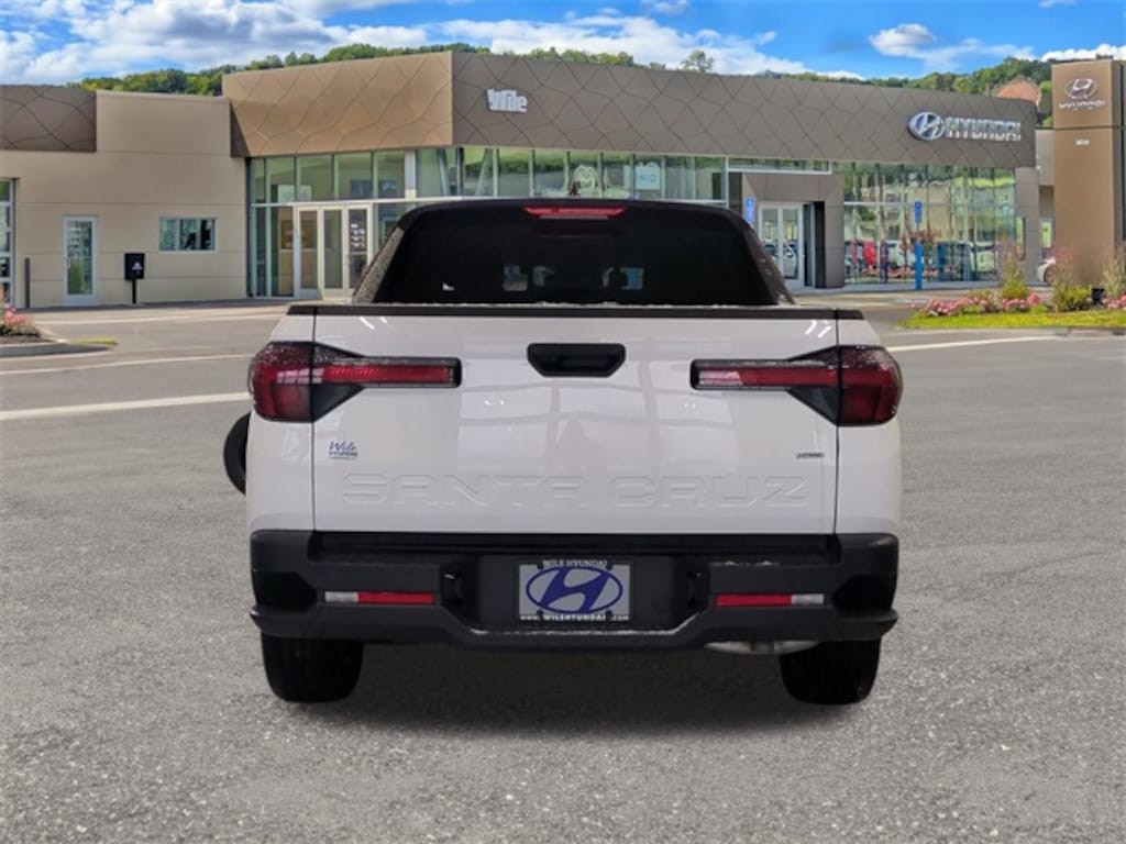 Certified 2025 Hyundai Santa Cruz SEL Activity Truck Crew Cab