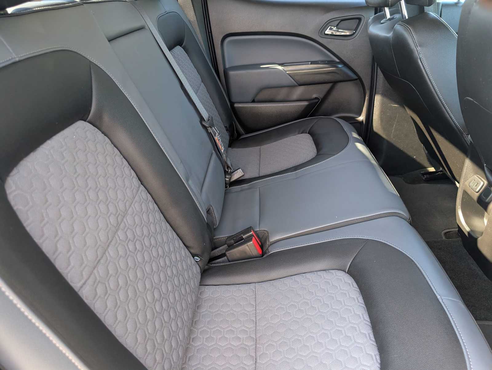 2018 Chevrolet Colorado Z71 - Photo 28