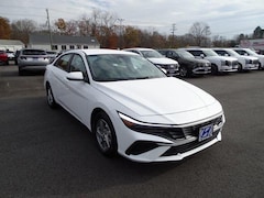 2026 Hyundai Elantra SE Sedan