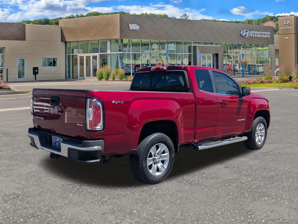 Used 2017 GMC Canyon 4WD SLE Ext Cab 128.3 Truck